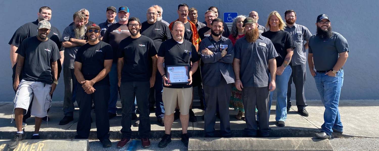 Sun State employees volunteering
